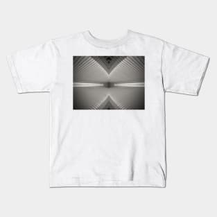 The Oculus (reflection) Kids T-Shirt